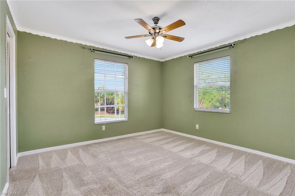 VICTORIA LAKES - Residential