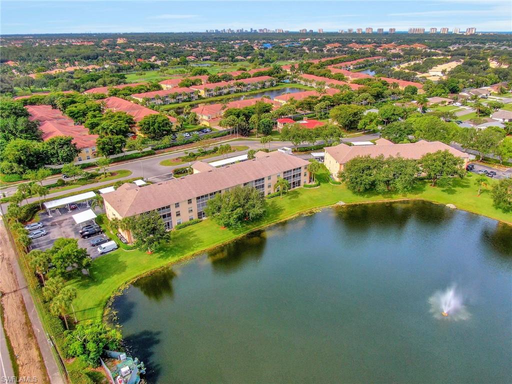 VICTORIA LAKES - Residential