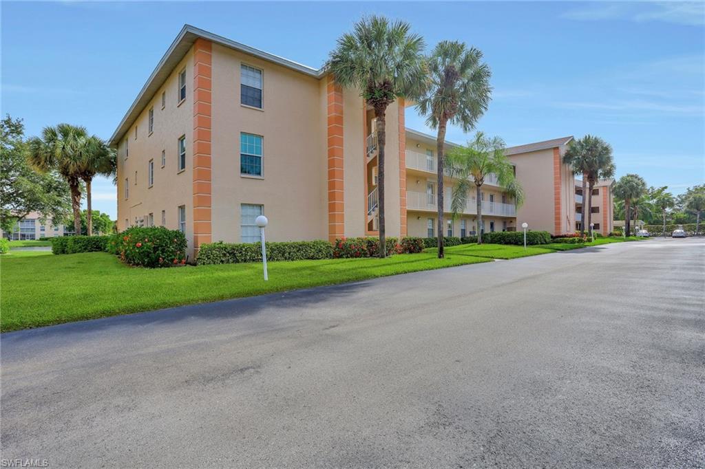 VICTORIA LAKES - Residential