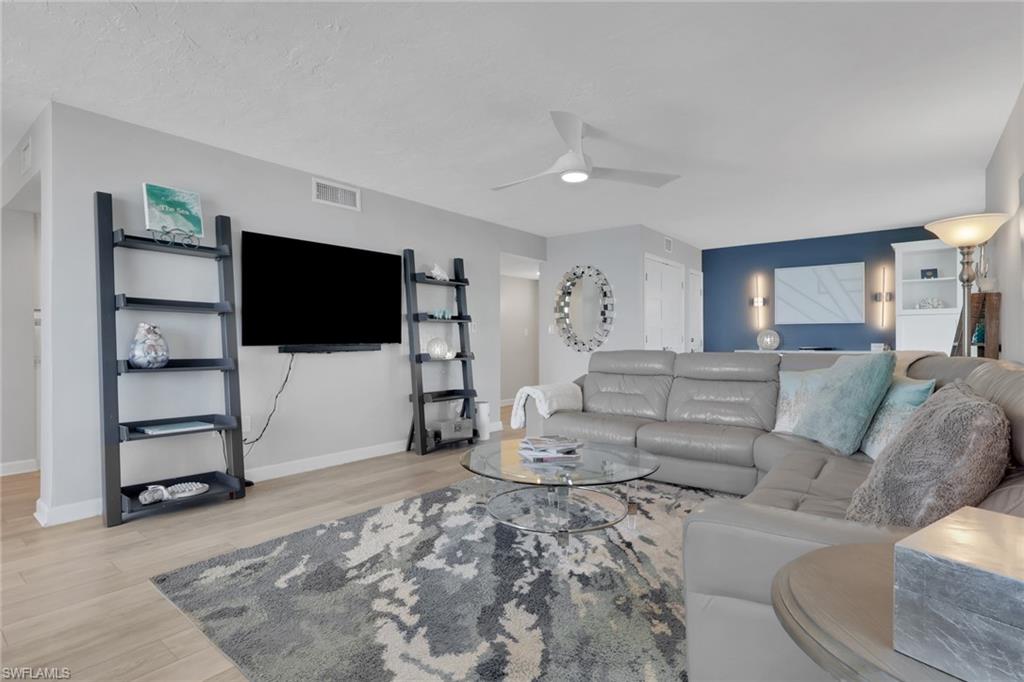 BAYSHORES - Residential Lease