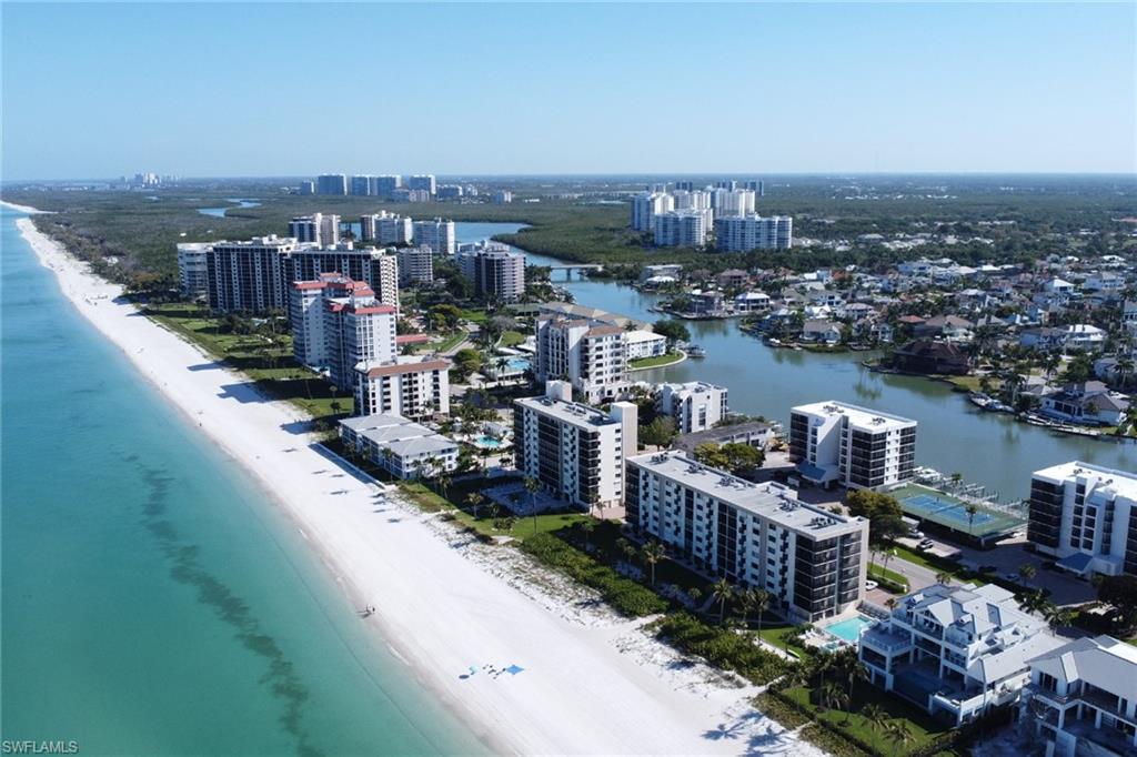 BAYSHORES - Residential Lease