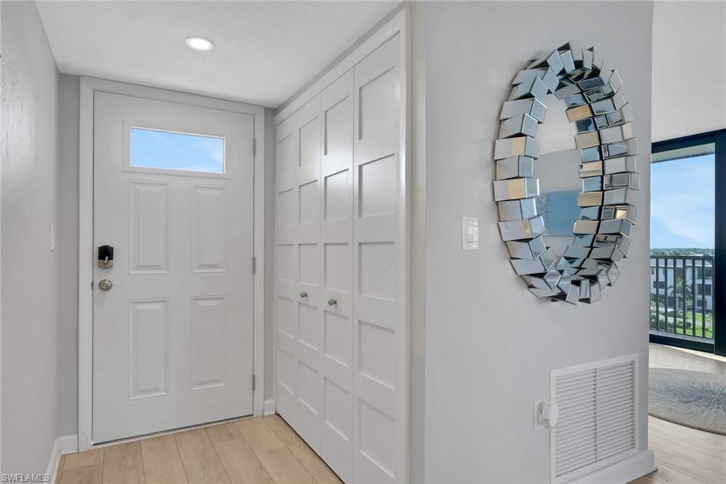 BAYSHORES - Residential Lease