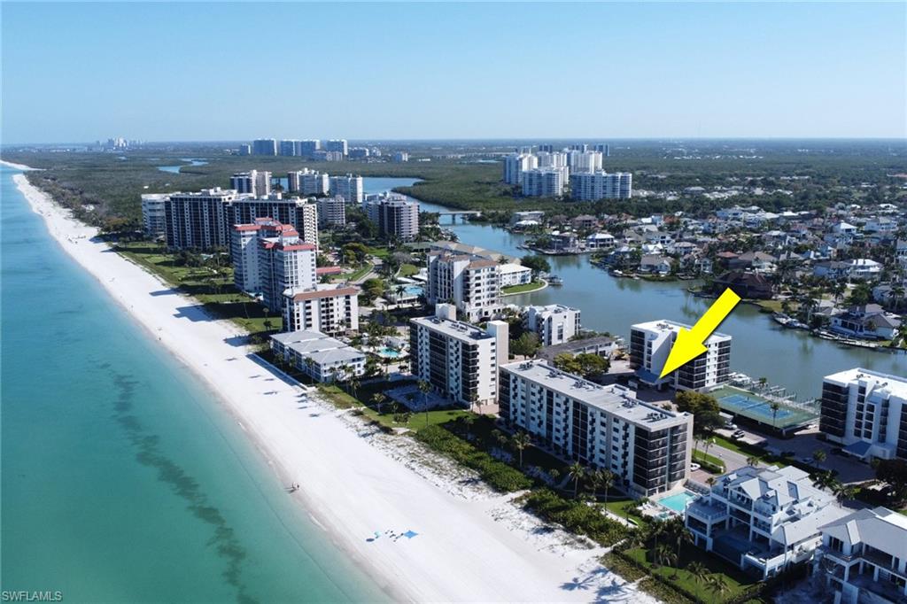 BAYSHORES - Residential Lease