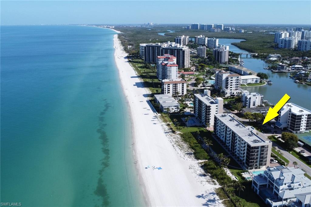 BAYSHORES - Residential Lease