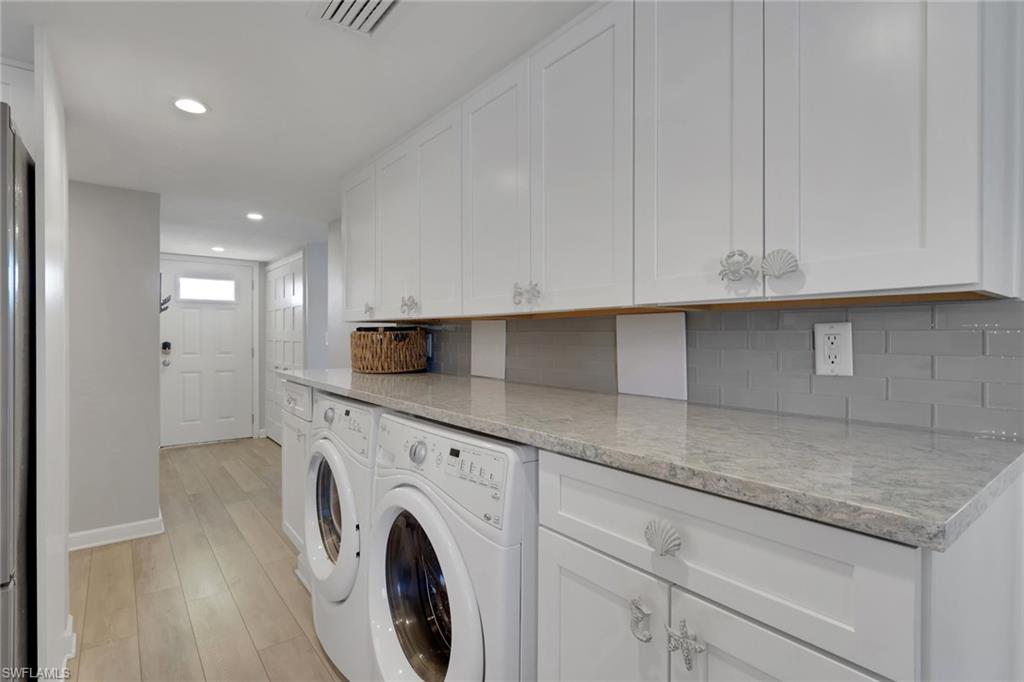 BAYSHORES - Residential Lease