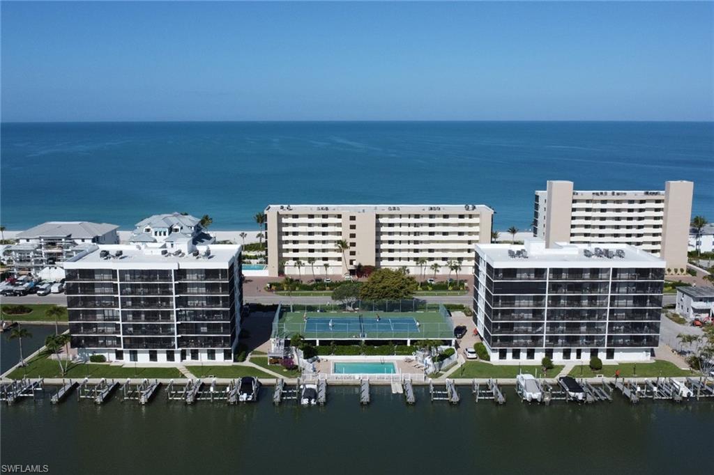 BAYSHORES - Residential Lease