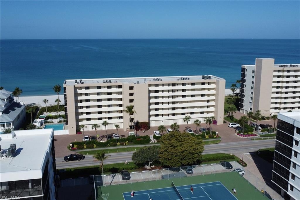 BAYSHORES - Residential Lease
