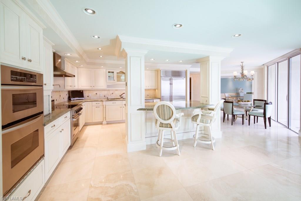 CONTESSA AT BAY COLONY - Residential