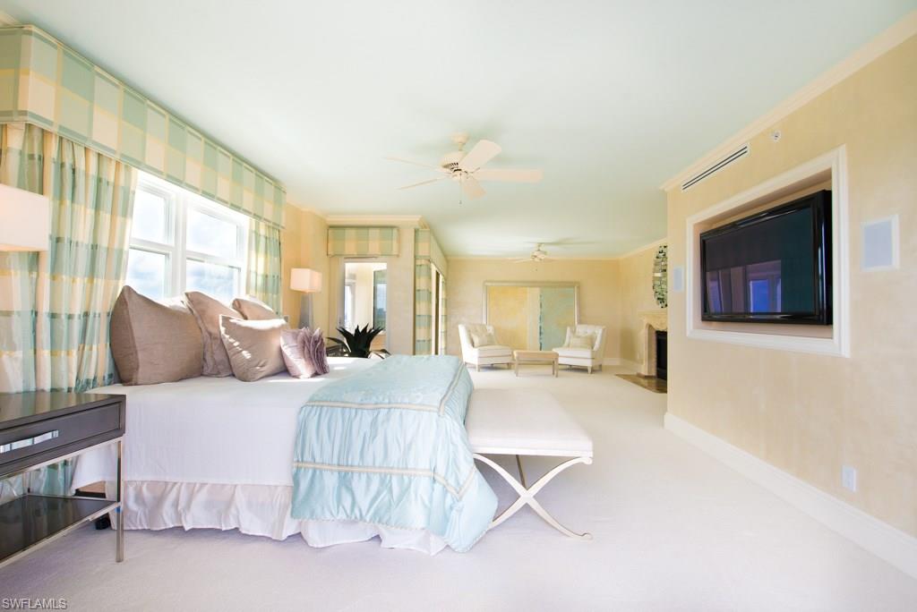 CONTESSA AT BAY COLONY - Residential