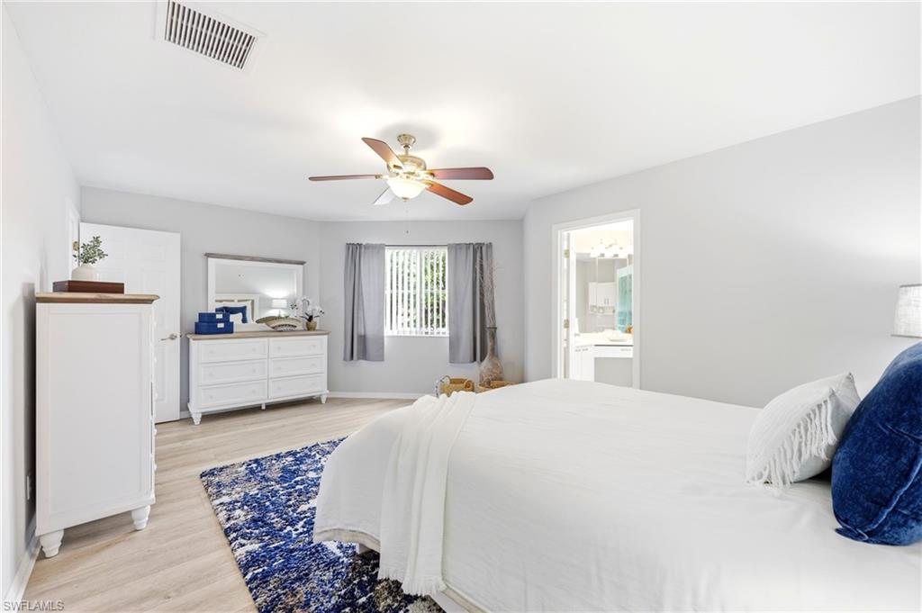 LAKESIDE CARRIAGE HOMES - Residential