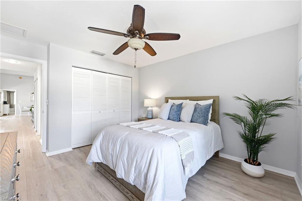 LAKESIDE CARRIAGE HOMES - Residential