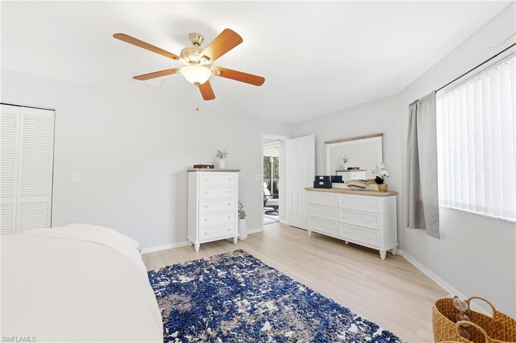 LAKESIDE CARRIAGE HOMES - Residential