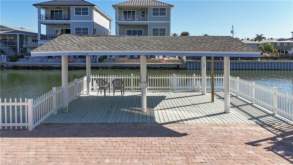 VENETIAN GARDENS - Residential