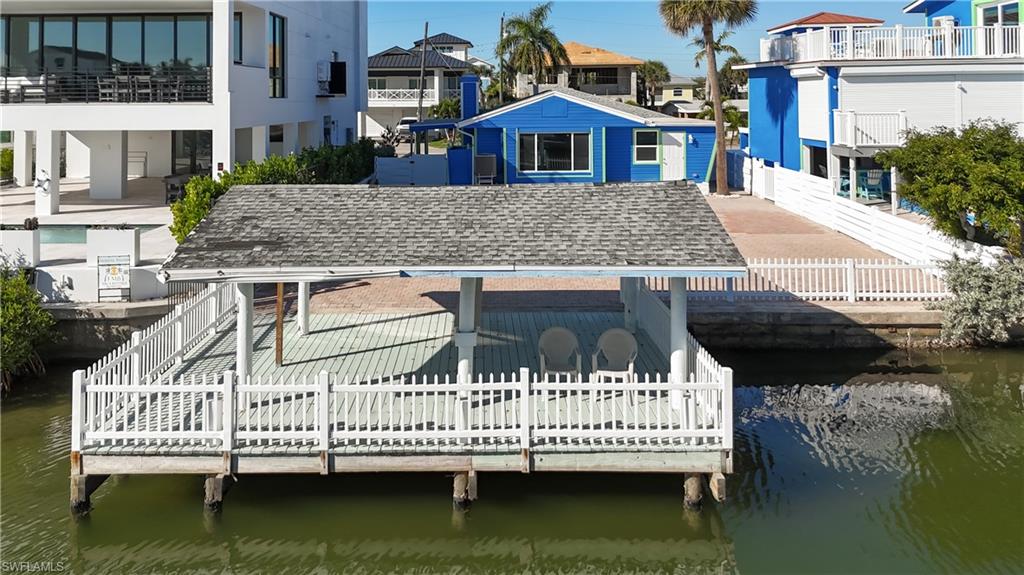 VENETIAN GARDENS - Residential