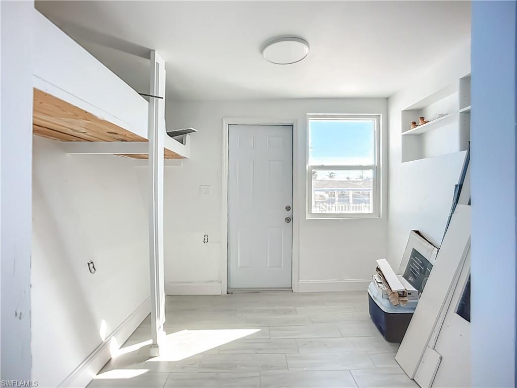 VENETIAN GARDENS - Residential