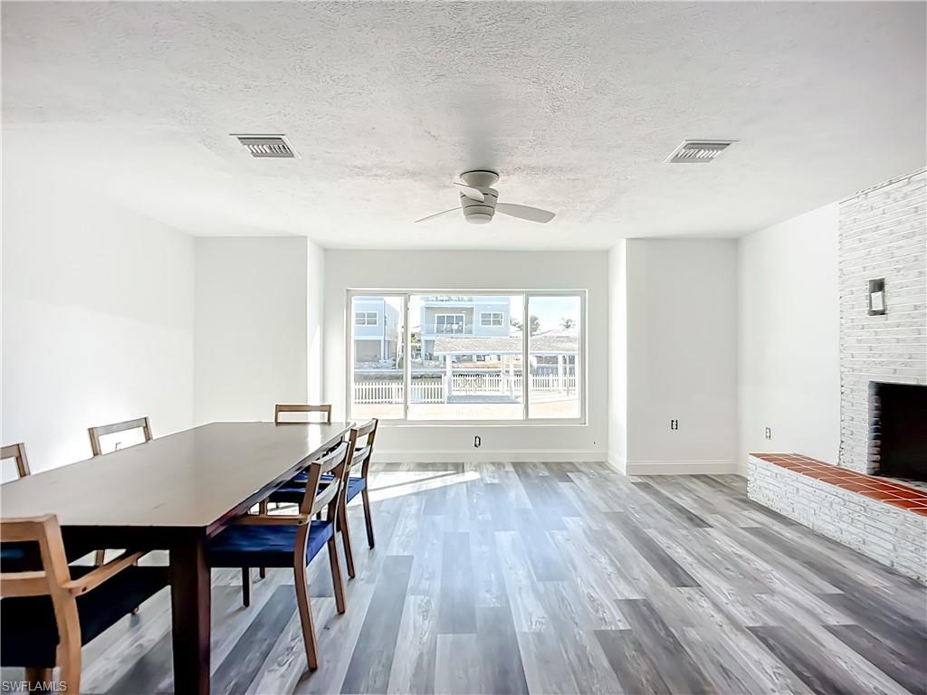 VENETIAN GARDENS - Residential