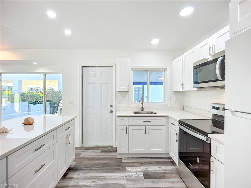 VENETIAN GARDENS - Residential