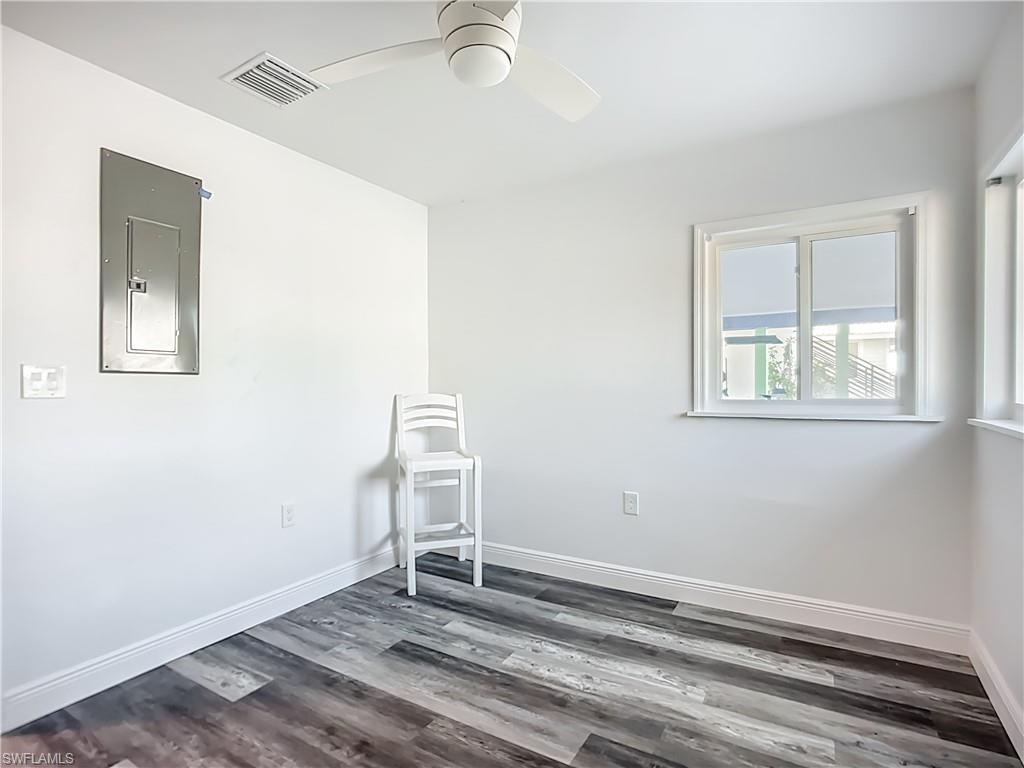 VENETIAN GARDENS - Residential