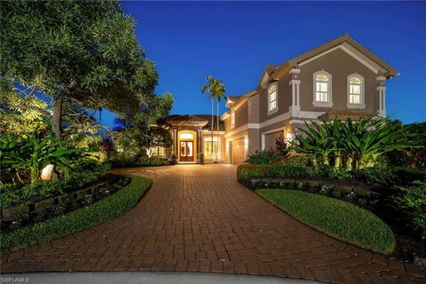 Photo of 8752 Muirfield DR, NAPLES, FL 34109 (MLS # 225080809)