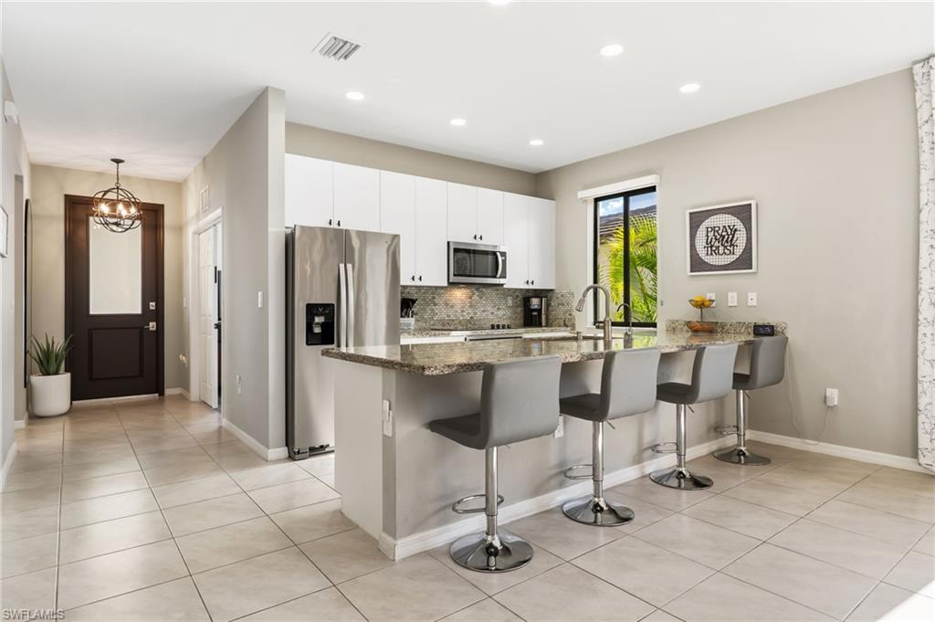 MAPLE RIDGE - Residential