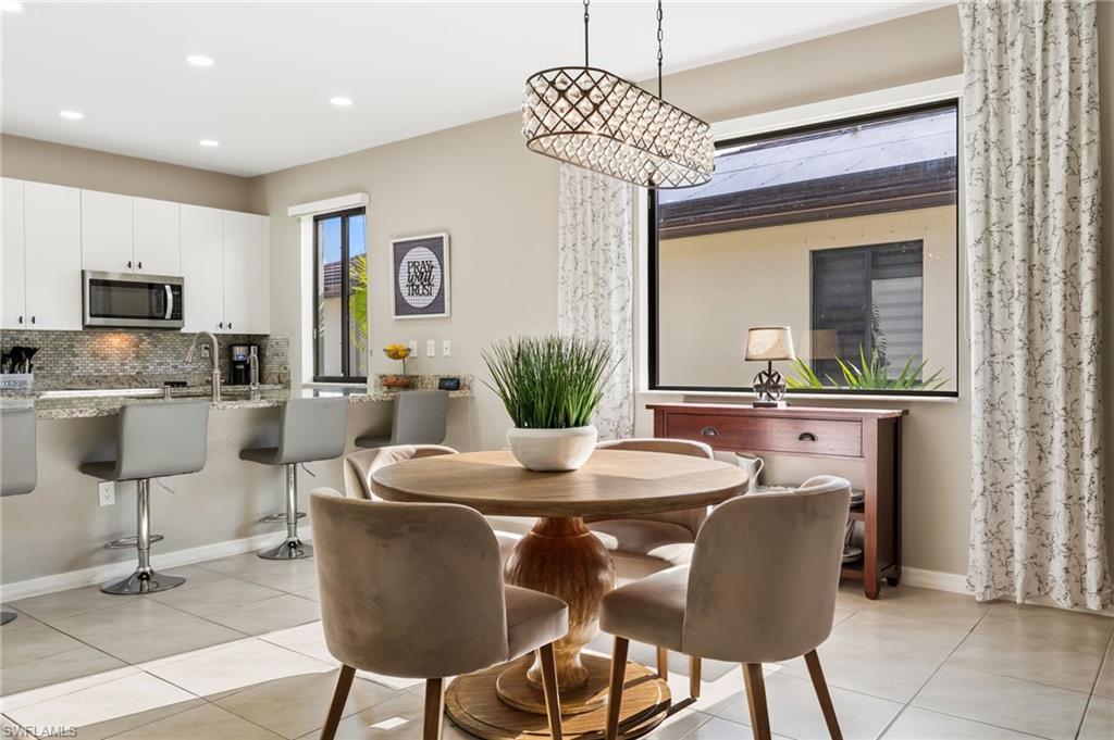 MAPLE RIDGE - Residential