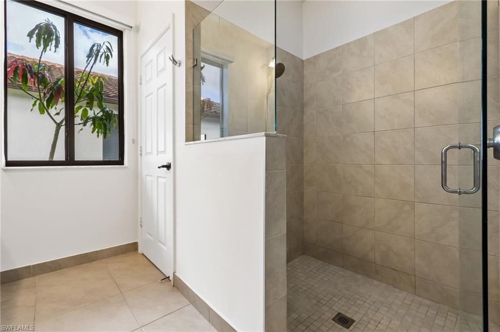 MAPLE RIDGE - Residential