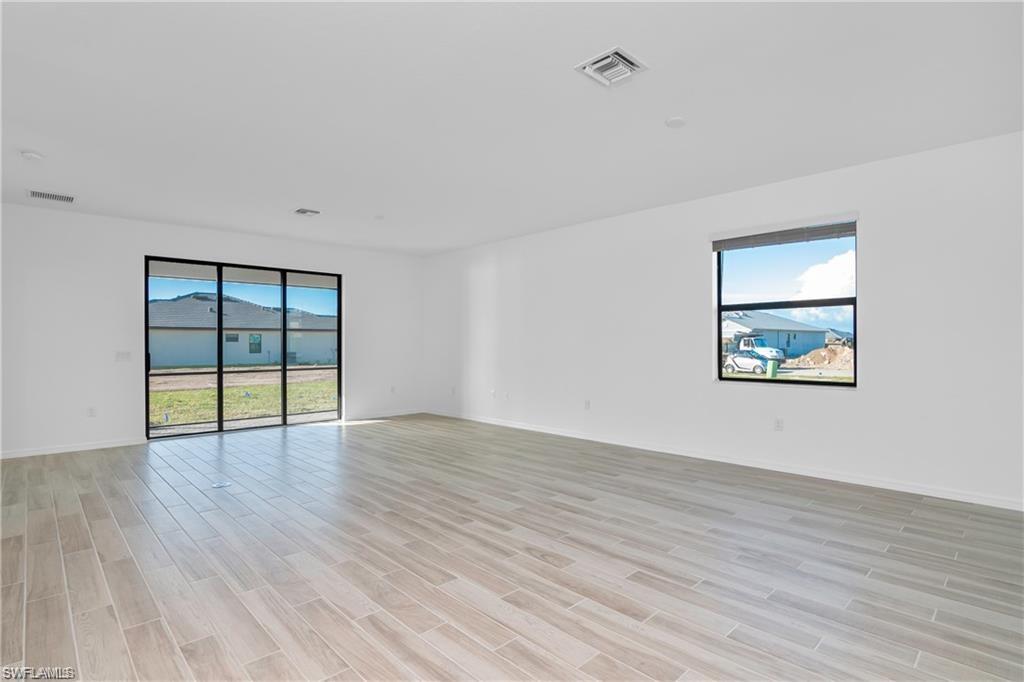 VALENCIA COUNTRY CLUB - Residential