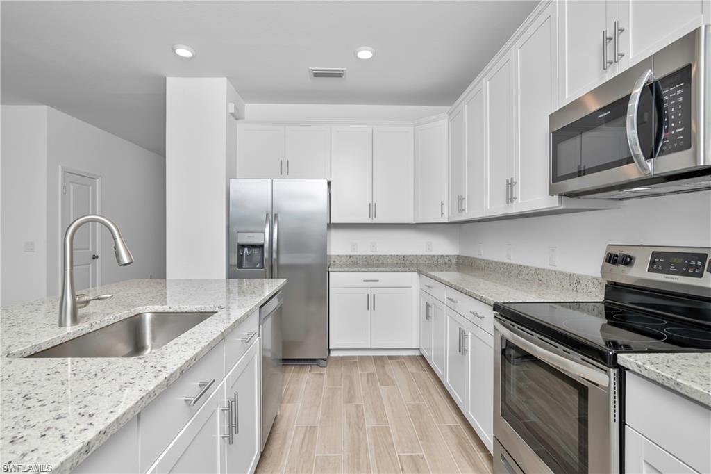 VALENCIA COUNTRY CLUB - Residential