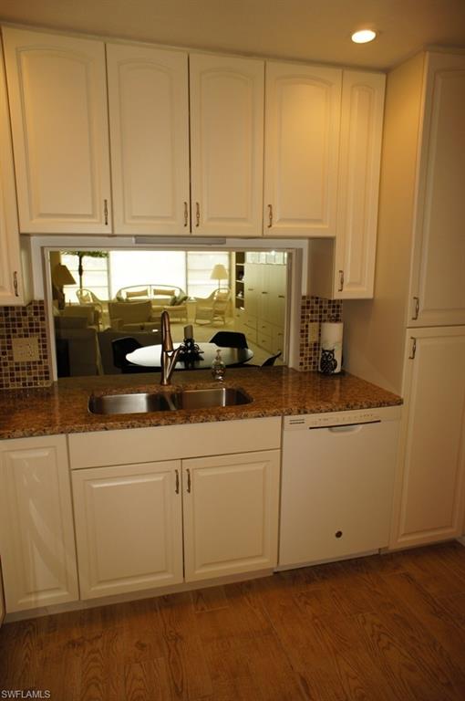 SEVEN LAKES - Residential