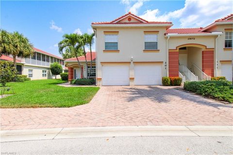 A home in NAPLES