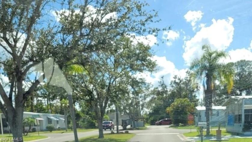 LAUREL ESTATES MOBILE HOME VIL - Residential Lease