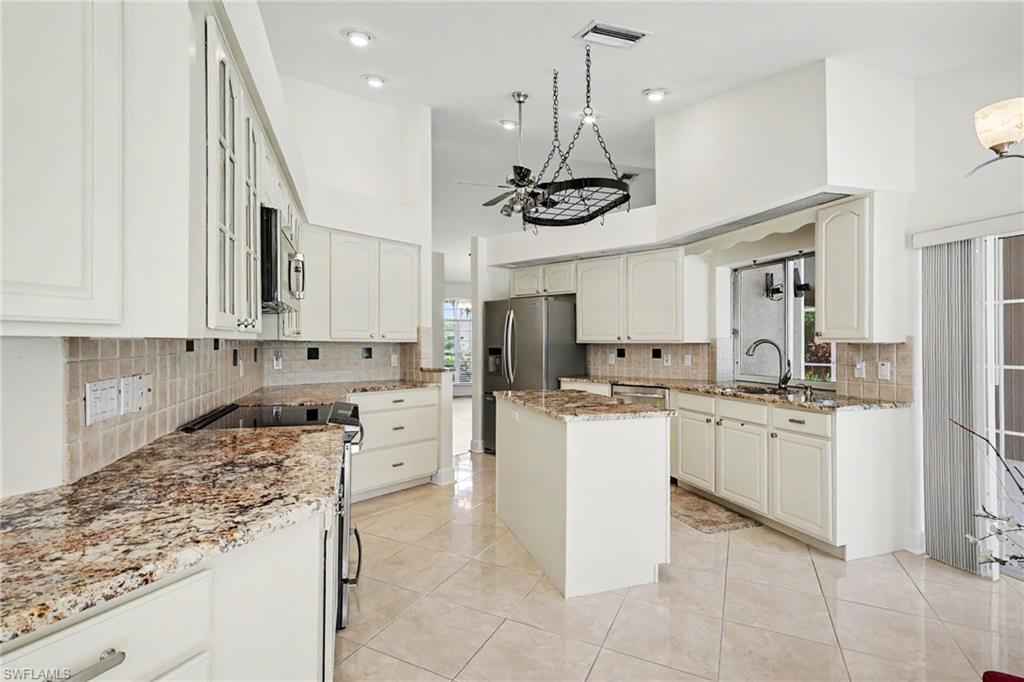 EAGLE RIDGE - Residential