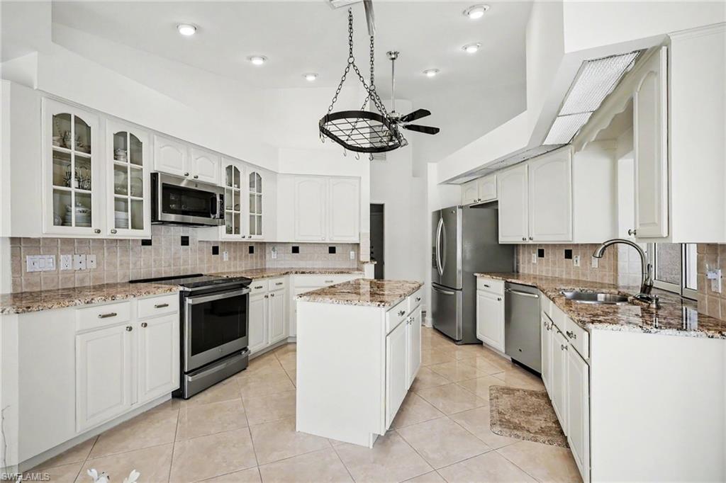 EAGLE RIDGE - Residential
