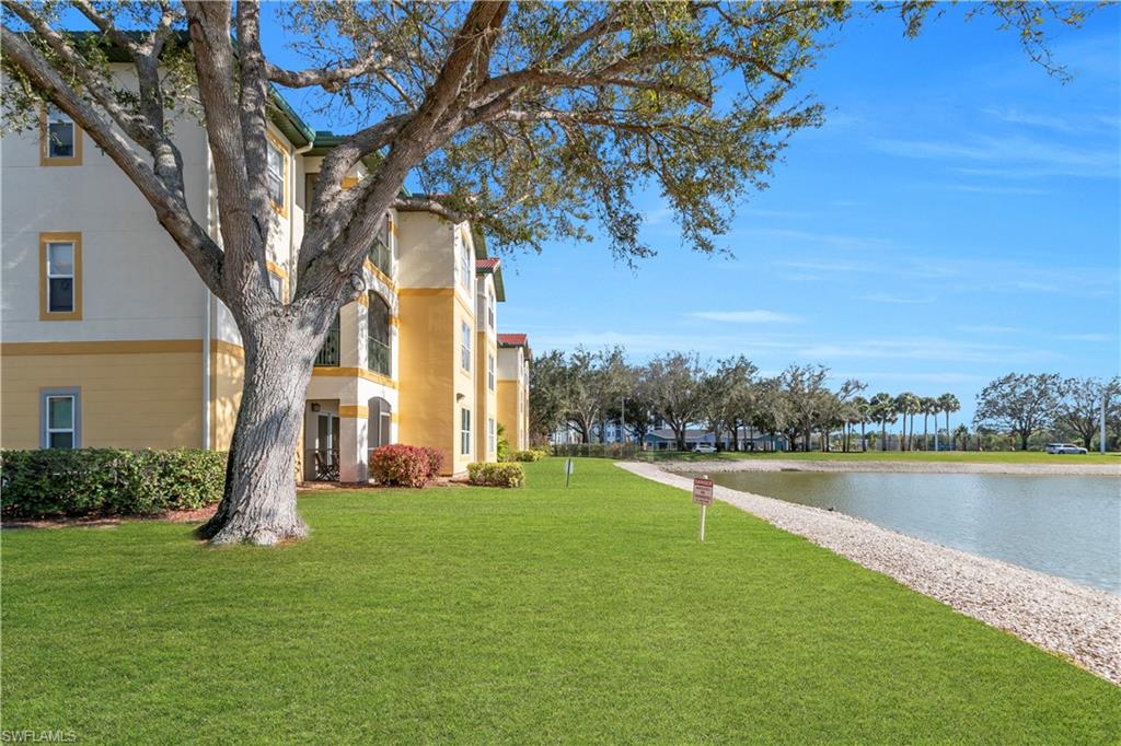 ROYAL GREENS - Residential