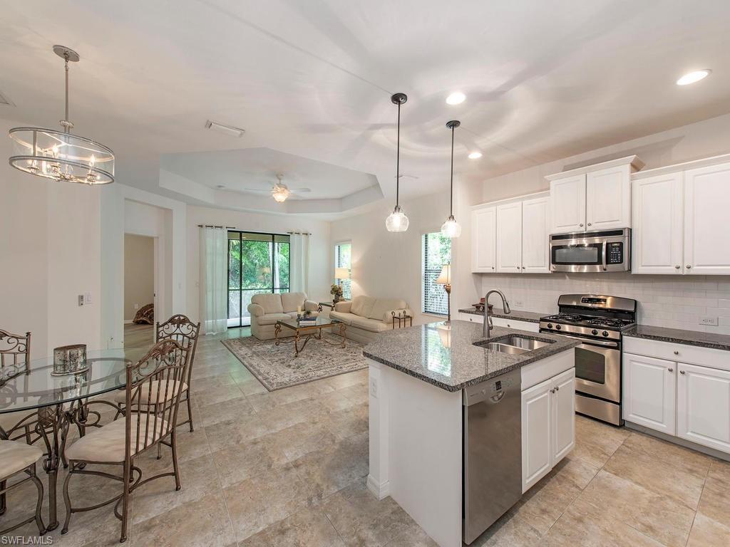 VILLA PALMERAS - Residential