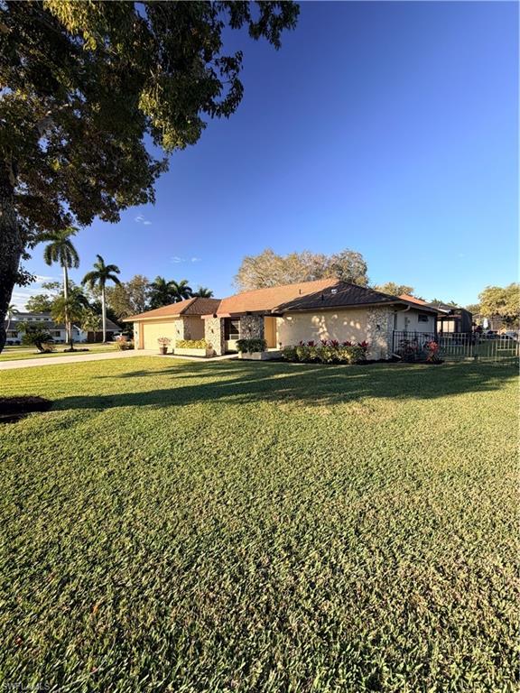 IMPERIAL GOLF ESTATES - Residential