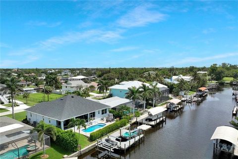 4837 Regal DR BONITA SPRINGS FL 34134