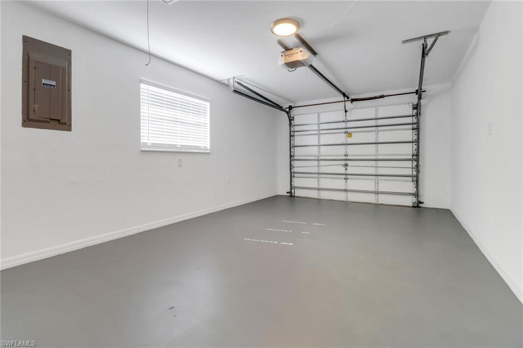 GOLDEN GATE CITY - Residential