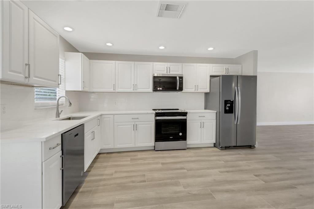 GOLDEN GATE CITY - Residential