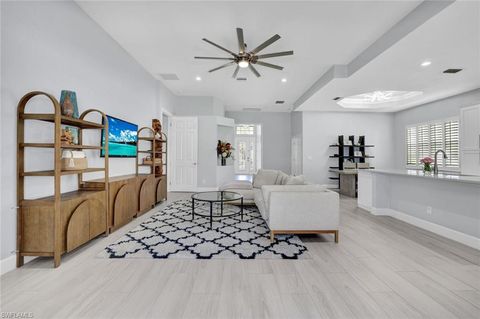 16143 Parque LN NAPLES FL 34110