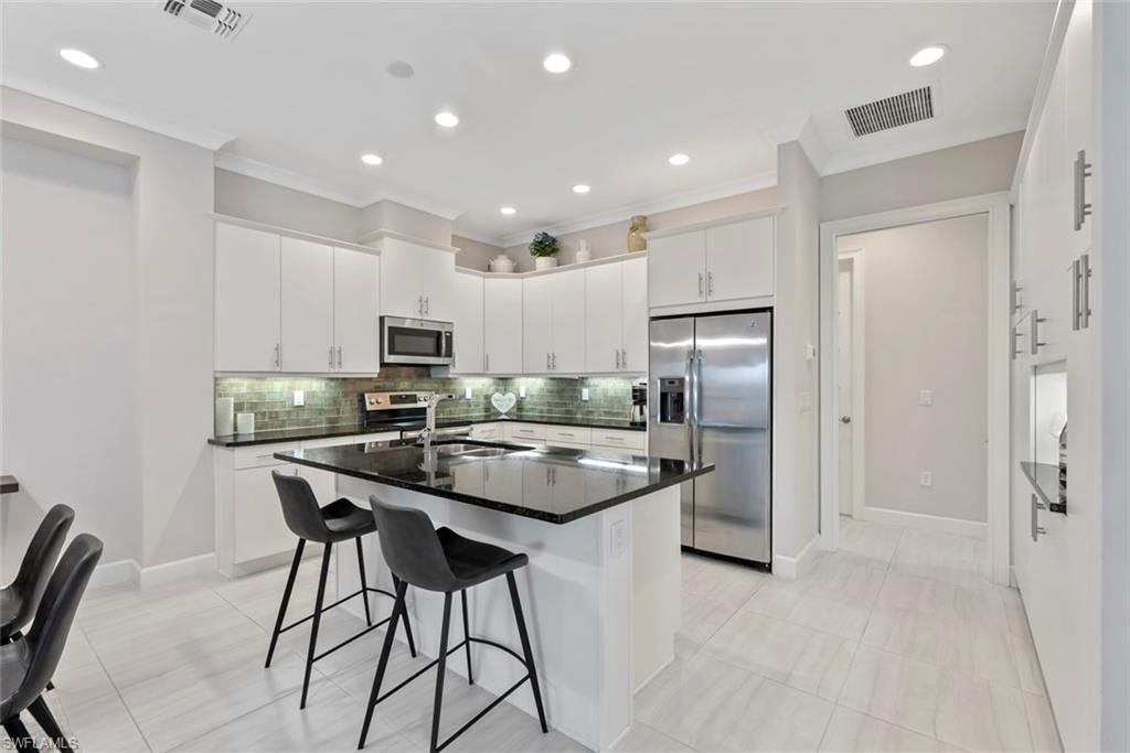 ISLES OF COLLIER PRESERVE - Residential