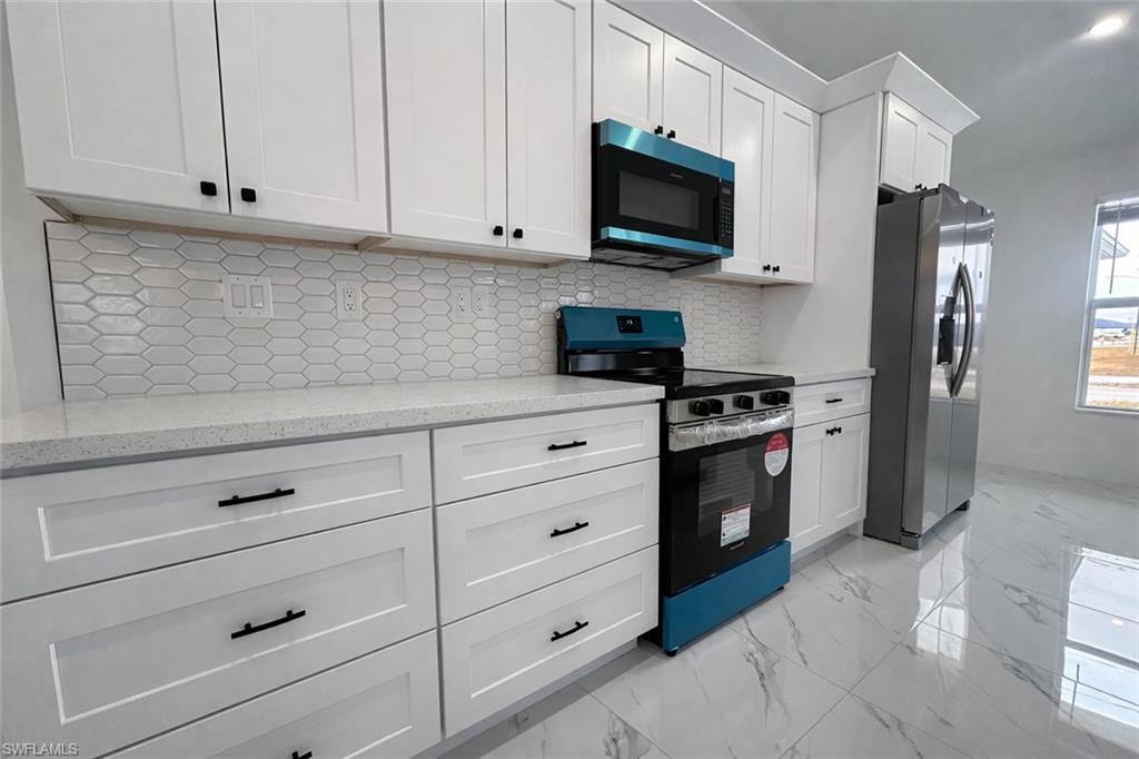 CAPE CORAL - Residential Lease