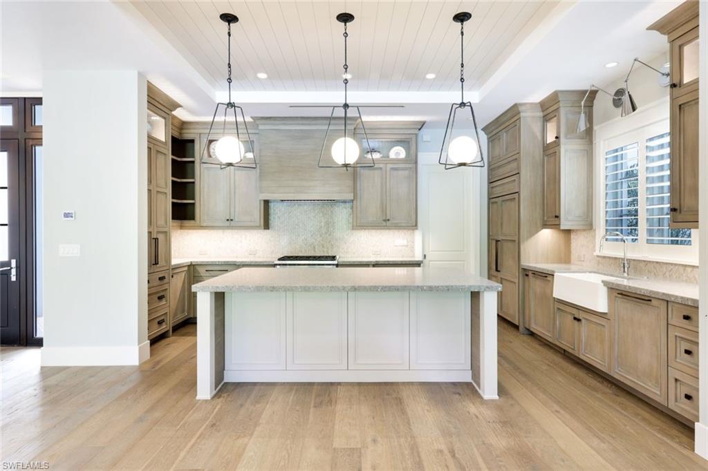 MANGROVE BAY - Residential