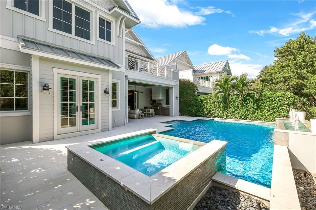 MANGROVE BAY - Residential