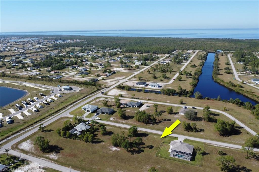 CAPE CORAL - Land