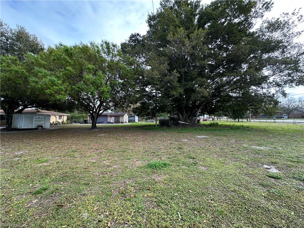 ACREAGE HEADER - Land