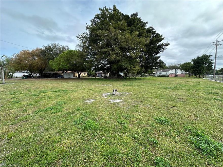 PERFECT LOT FOR YOUR NEW HOME ~ FENCED LOT ~ .42 ACRES ~ FRONT/BACK IS 99' ~ RIGHT & LEFT SIDES ARE 183' ~ USE CODE 99 - ACERAGE NOT ZONED AGRICULTURAL ~ CLOSE TO EVERYTHING ~ SO DON'T DELAY, COME GET YOUR LOT TODAY !!