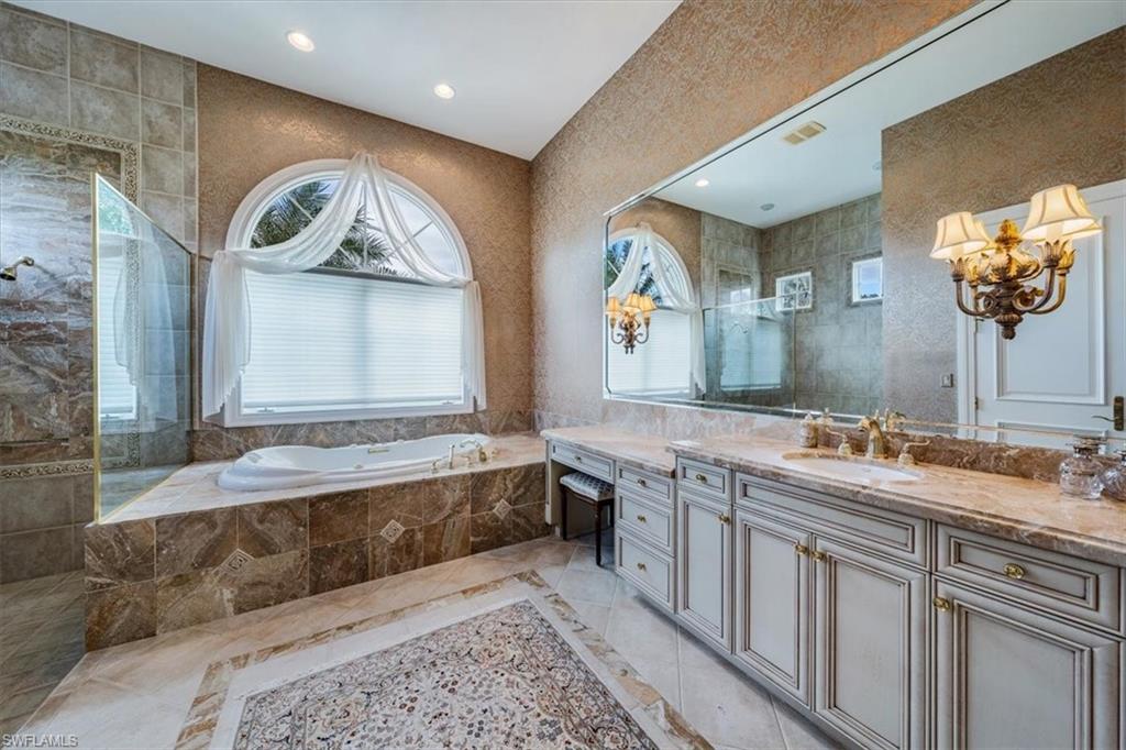 QUAIL WEST - Residential