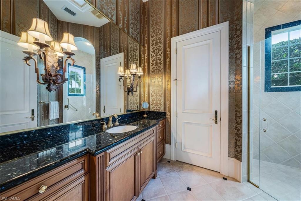 QUAIL WEST - Residential