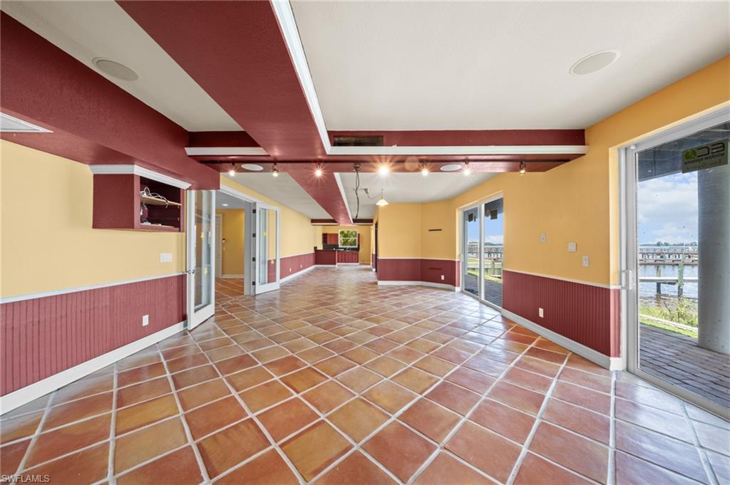 RIVERWATCH - Residential